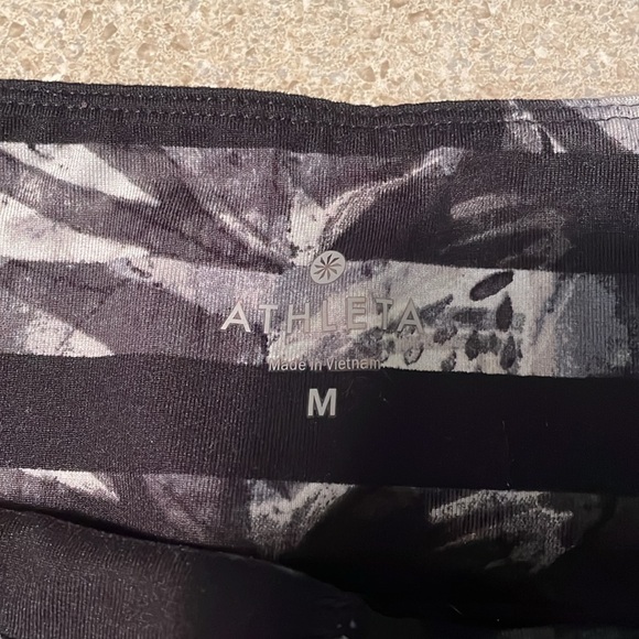 Athleta ankle length leggings - Picture 3 of 4